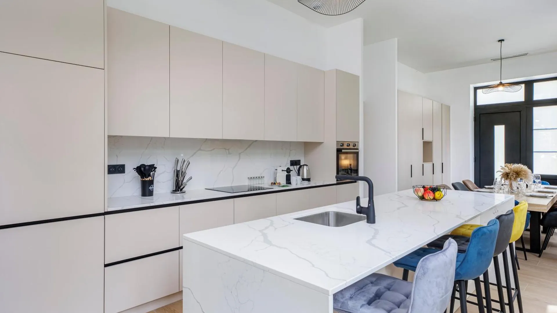 Apartment 1 - Grand Appartement Spacieux Dans Un Chateau Du 17Eme Siecle, A 15Min De Lyon Vourles France