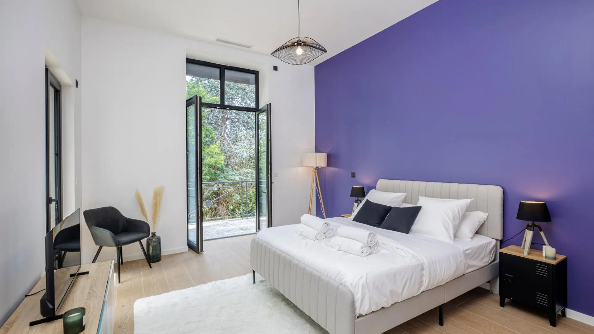 Apartment 1 - Grand Appartement Spacieux Dans Un Chateau Du 17Eme Siecle, A 15Min De Lyon Vourles