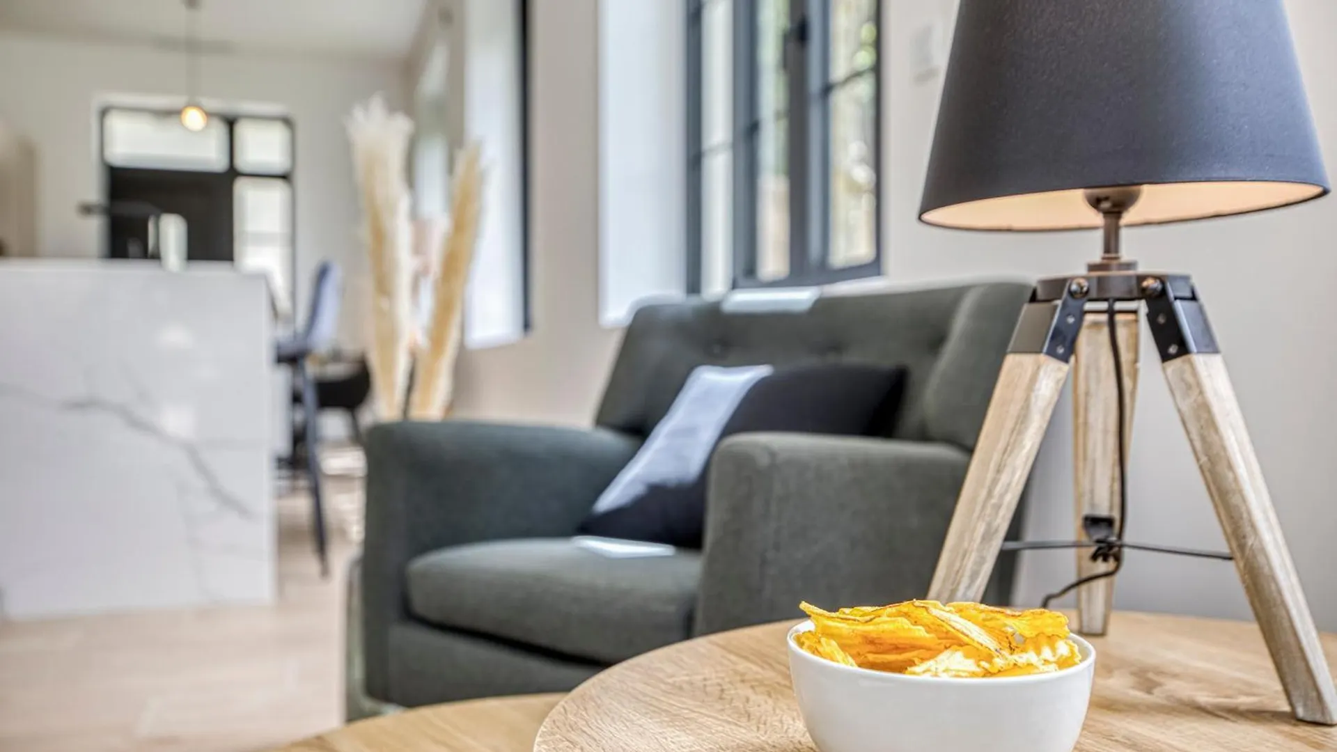 Apartment 1 - Grand Appartement Spacieux Dans Un Chateau Du 17Eme Siecle, A 15Min De Lyon Vourles