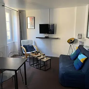 https://appartement-en-plein-cur-historique-de-dinan.inbrittany.com